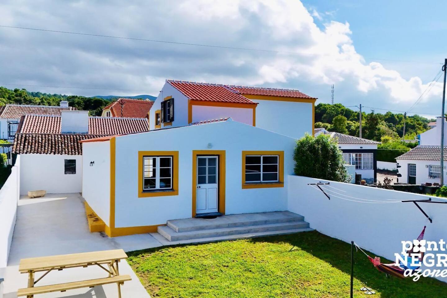 The Biscuit House By Pontanegraazores Praia da Vitoria Exterior photo